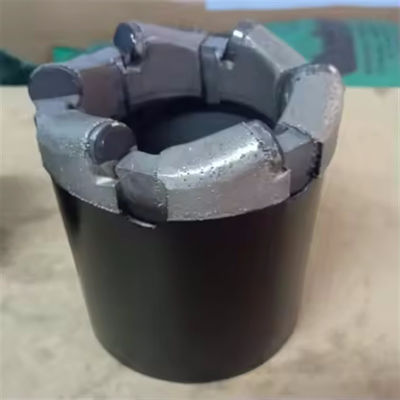 AQ、BQ、NQ、HQ、PQ    PDC Sintered Matrix Core Drill Bit